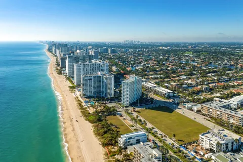 $2,650,000 | 4313 Trade Winds Avenue West, Unit 12, Lauderdale-by-the-Sea, FL 33308