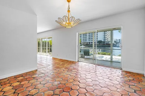 $2,650,000 | 4313 Trade Winds Avenue West, Unit 12, Lauderdale-by-the-Sea, FL 33308