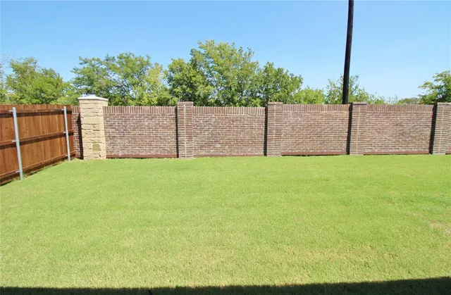 $2,700 | 1806 Dolce Lane, Rockwall, TX 75032