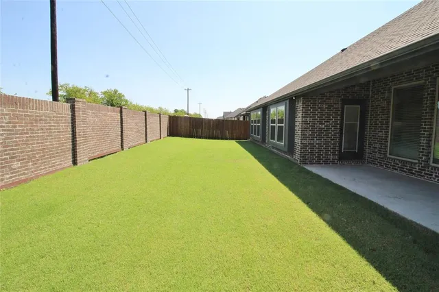 $2,700 | 1806 Dolce Lane, Rockwall, TX 75032