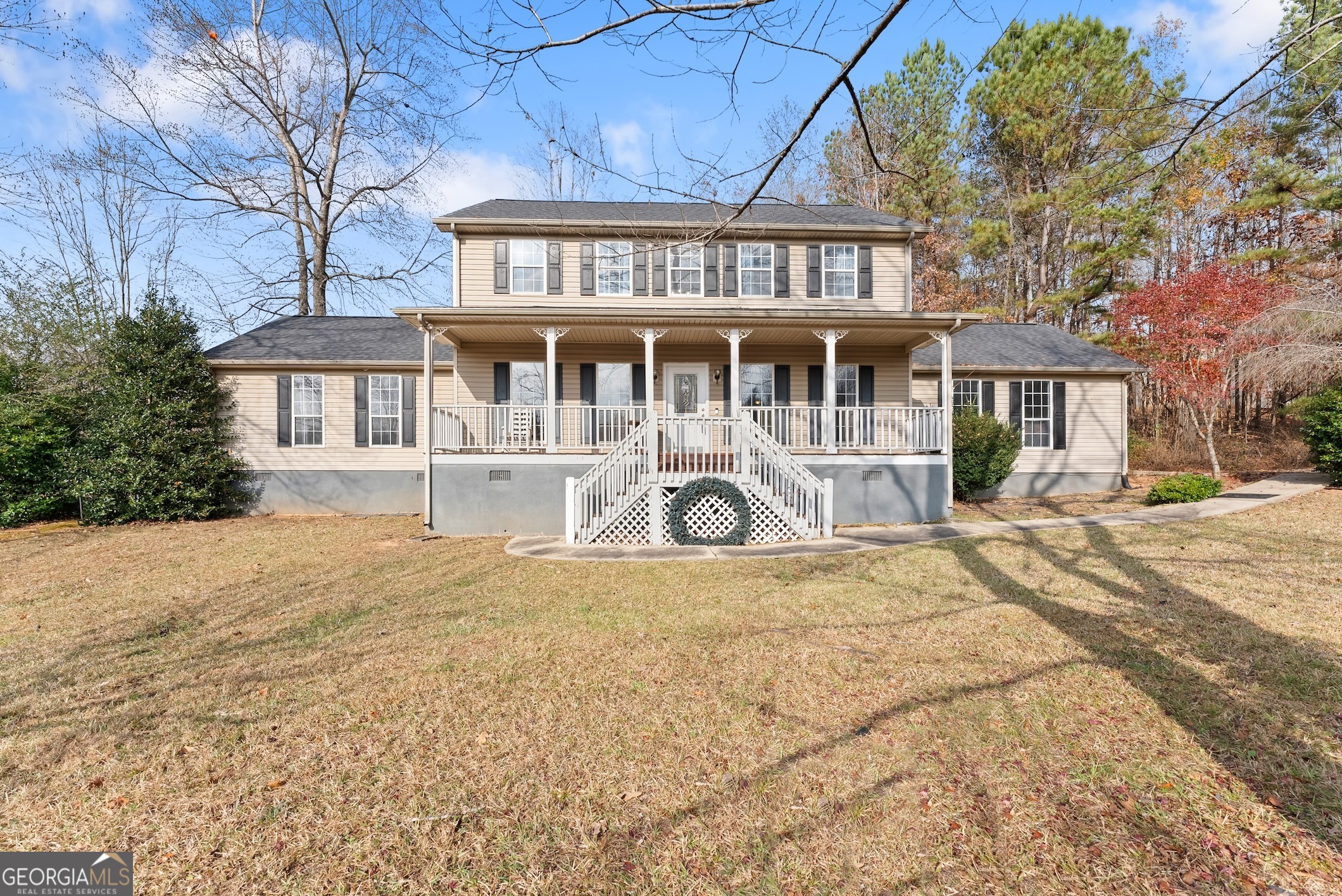 81 Heather Way Cleveland, GA 30528 - Photo 35 of 49 a front view of a house with yard and porch