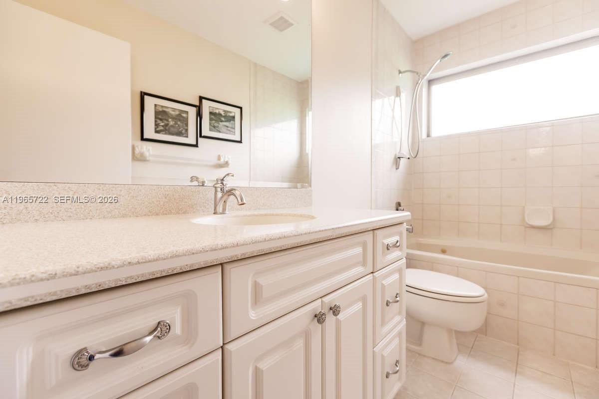 3761 Dellwood Road Loxahatchee, FL 33470 - Photo 37 of 55 Guest bathroom