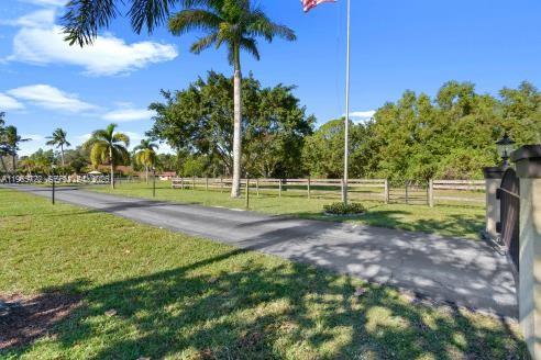 3761 Dellwood Road Loxahatchee, FL 33470 - Photo 9 of 55