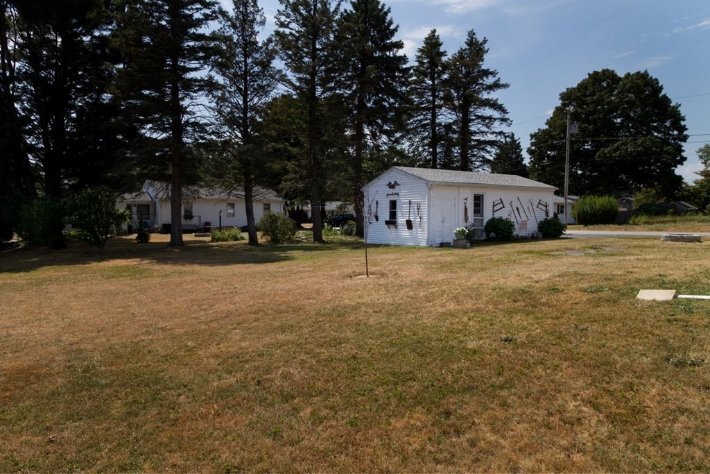 359 Kaufman Road Somerset, MA 02726 - Photo 7 of 25