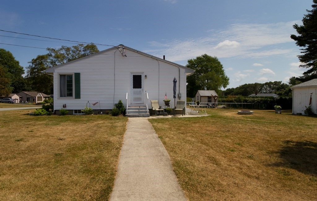 359 Kaufman Road Somerset, MA 02726 - Photo 8 of 25
