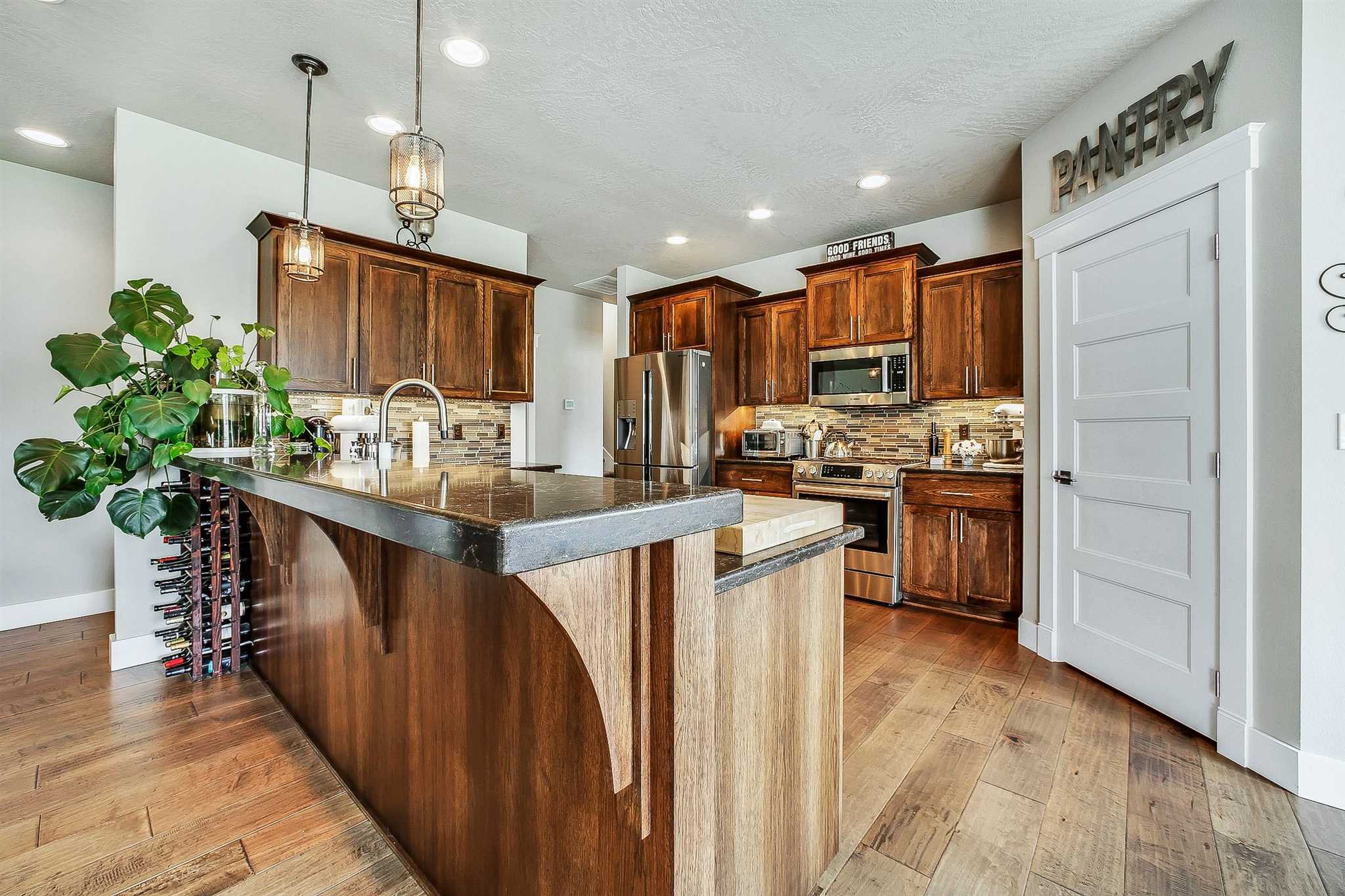 905 West Basalt Ridge Drive Spokane, WA 99224 - Photo 6 of 20 Gallery Image 6