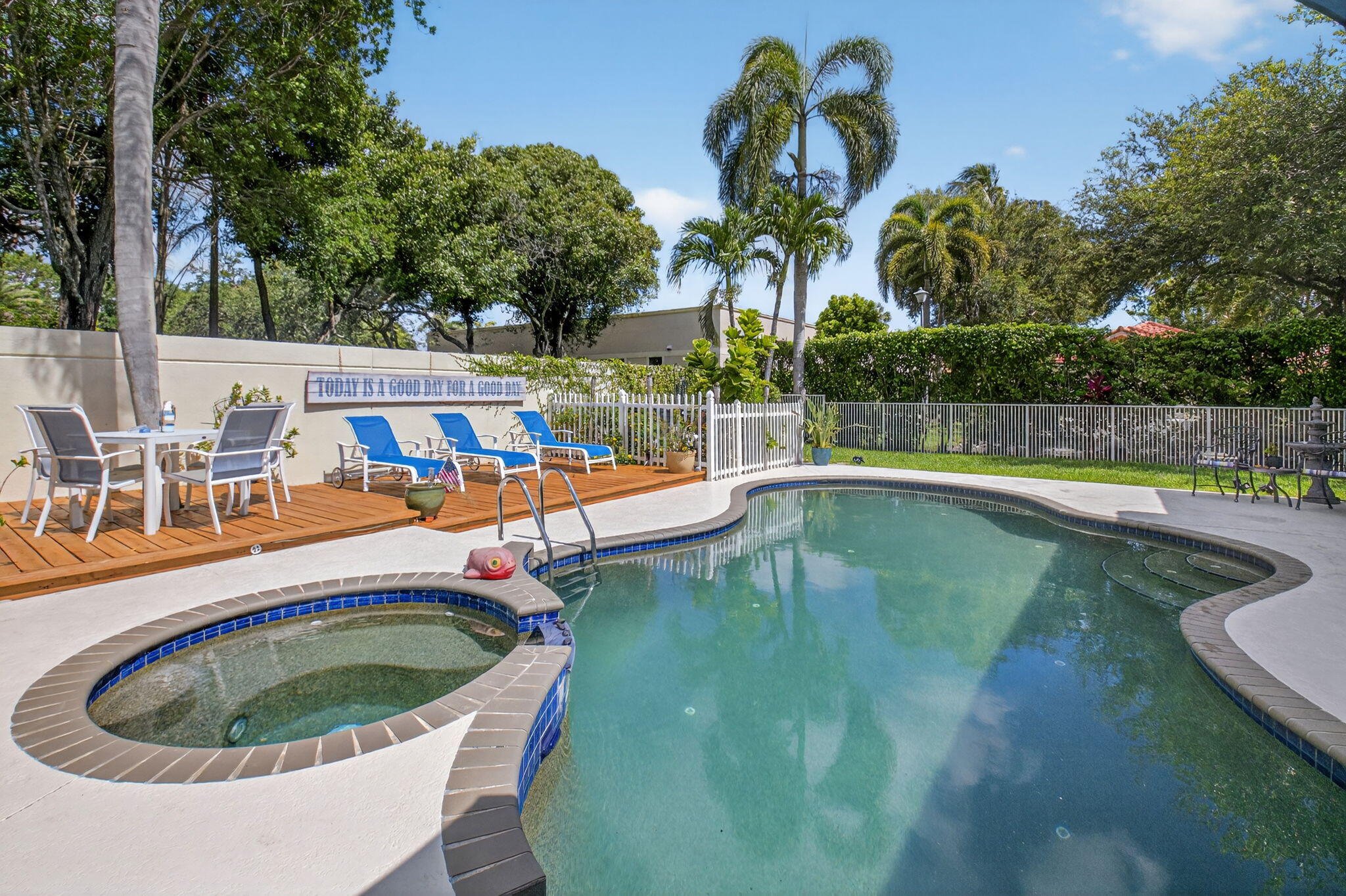 2002 Valencia Drive Delray Beach, FL 33445 - Photo 21 of 33 42-web-or-mls-DSC_6367