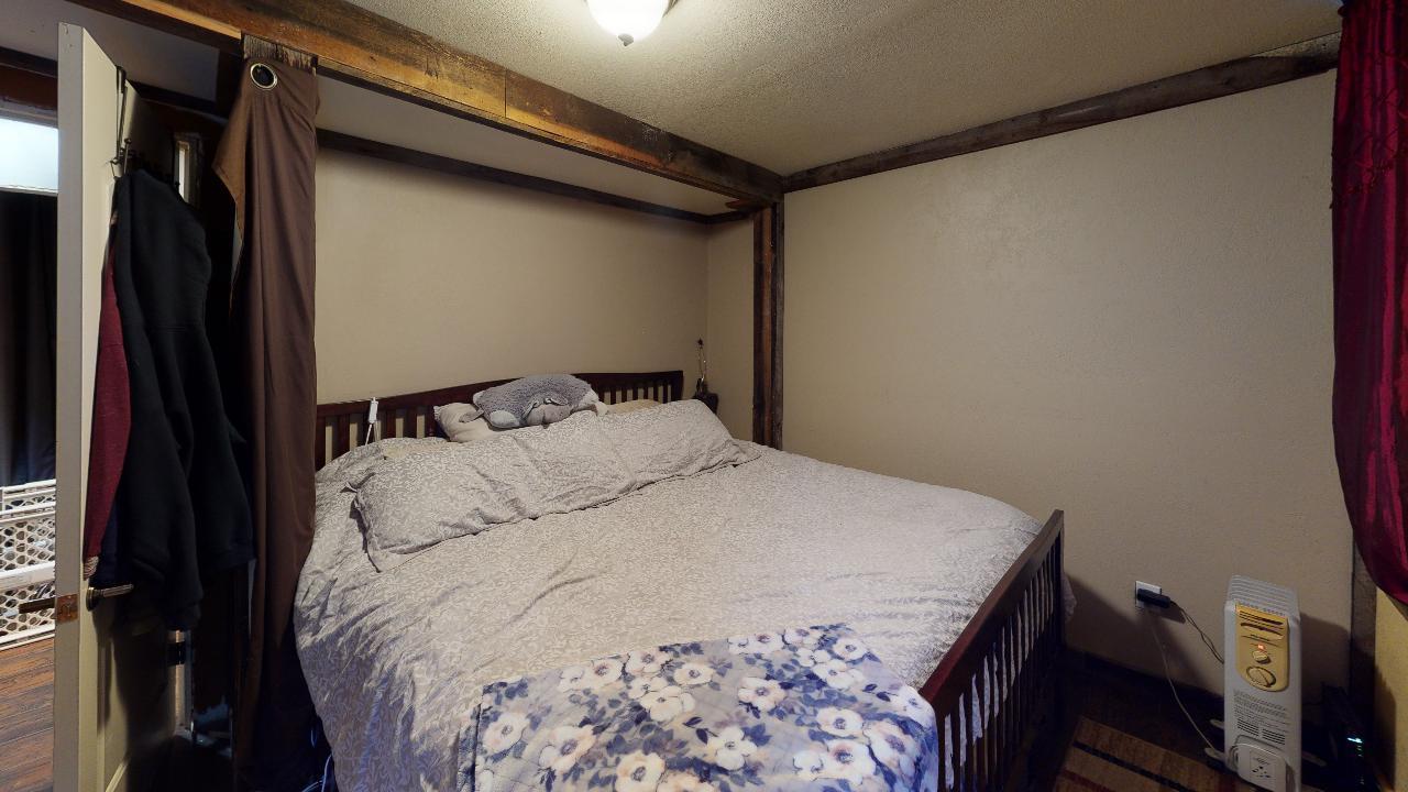 1960 Lukes Road La Pine, OR 97739 - Photo 10 of 30 Lukes-Bedroom(2)