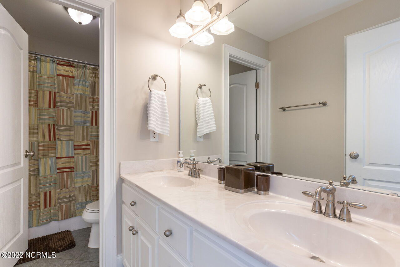 7300 Cleveland Road Clayton, NC 27520 - Photo 26 of 42 026-1280x960-hall-bath