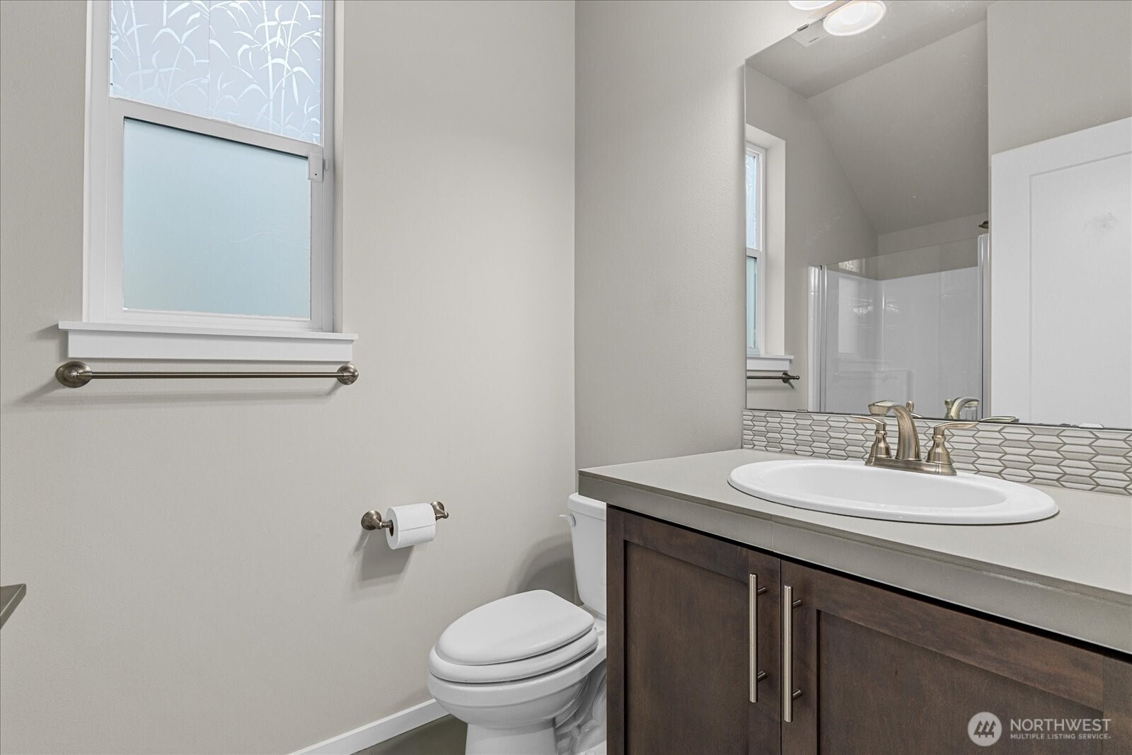 13751 Southeast 183rd Street Renton, WA 98058 - Photo 6 of 18 Gallery Image 6