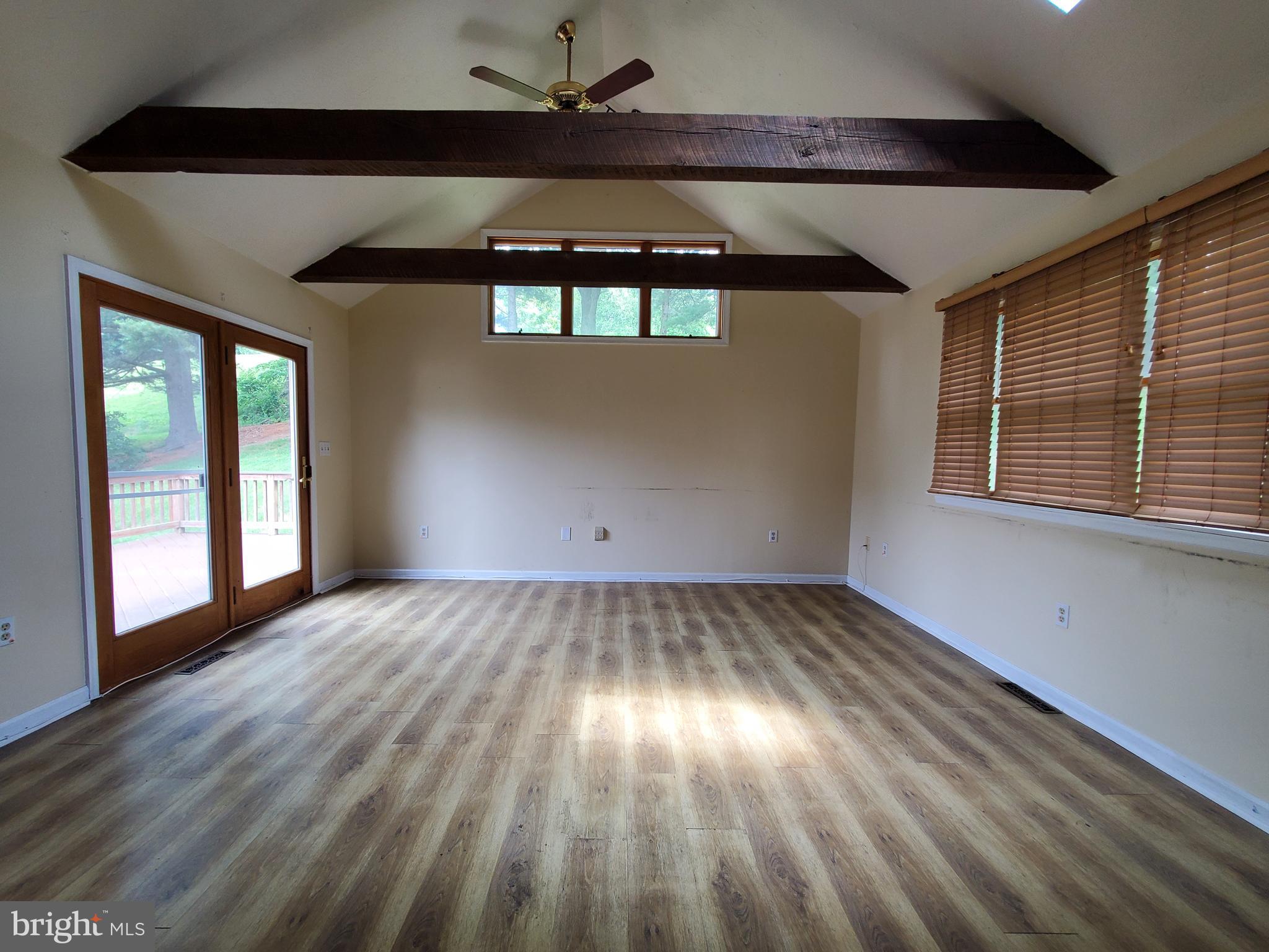 2375 Springwood Road York, PA 17402 - Photo 17 of 41 Gallery Image 17