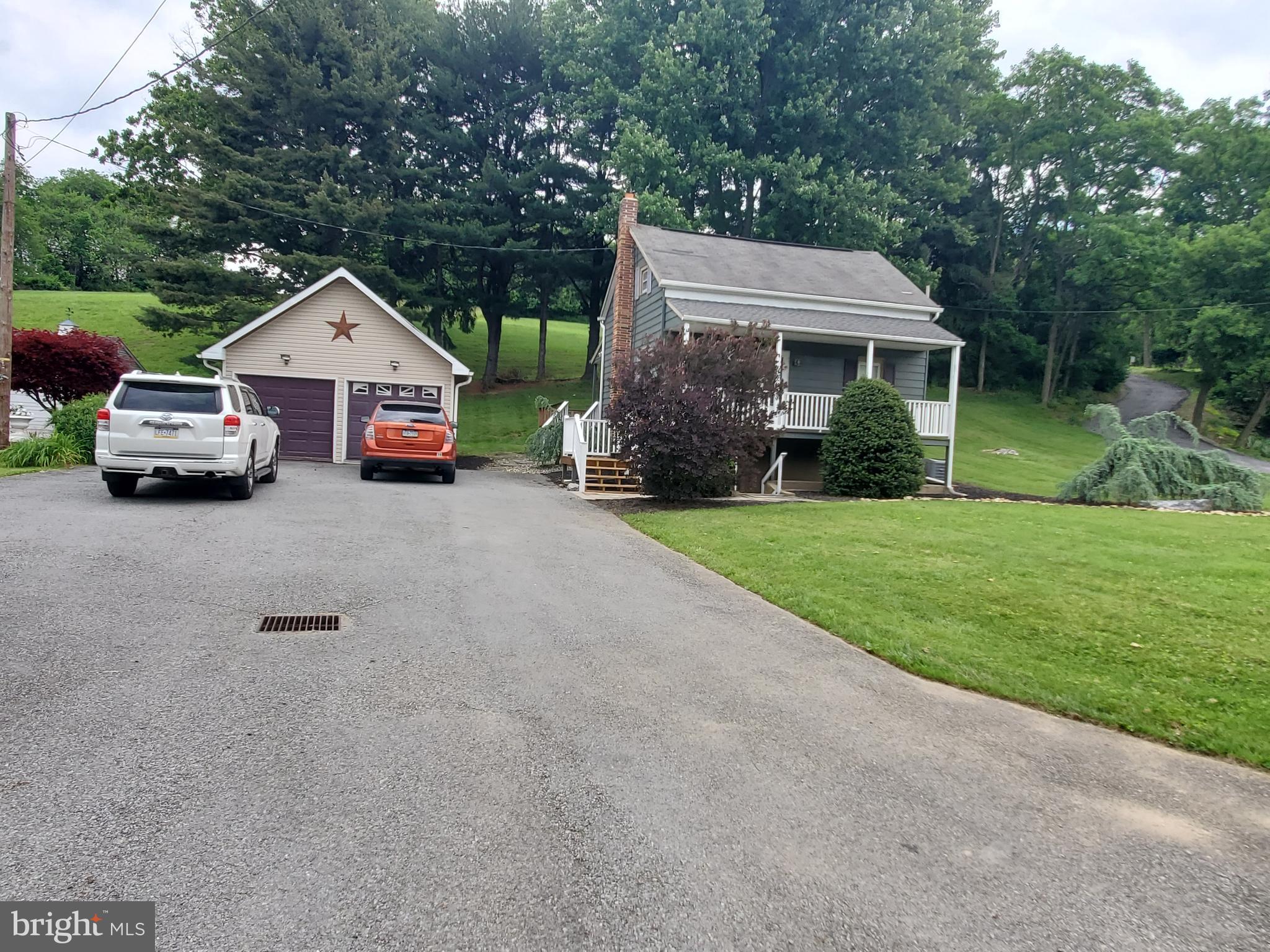 2375 Springwood Road York, PA 17402 - Photo 2 of 41 Gallery Image 2