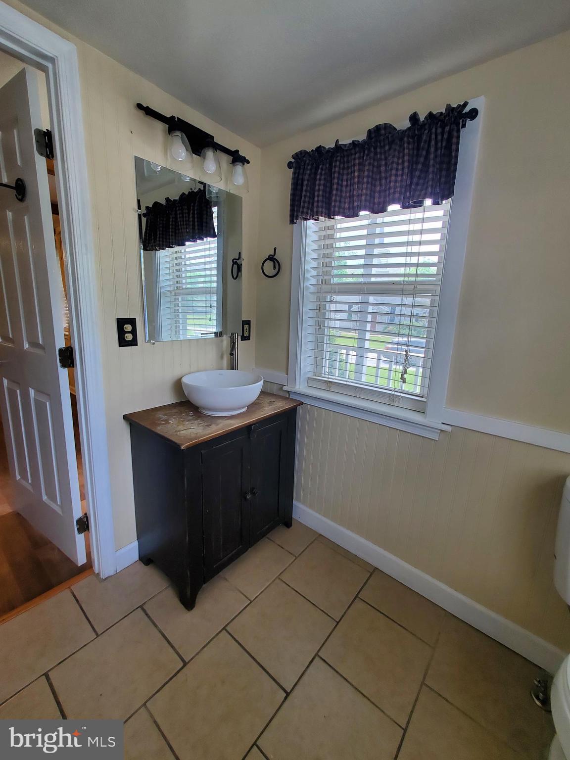 2375 Springwood Road York, PA 17402 - Photo 21 of 41 Gallery Image 21