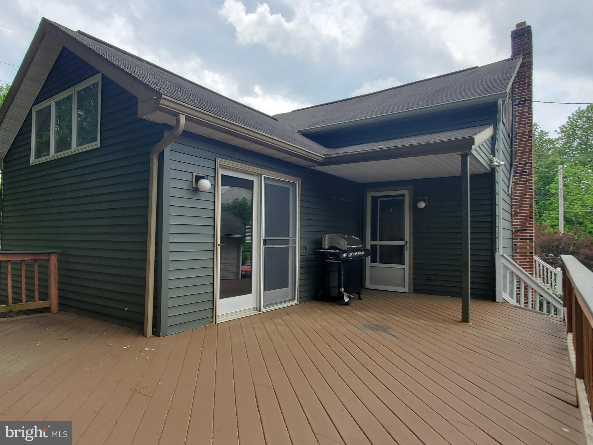 2375 Springwood Road York, PA 17402 - Photo 39 of 41 Gallery Image 39