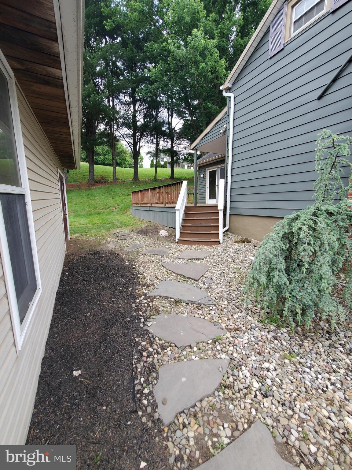 2375 Springwood Road York, PA 17402 - Photo 7 of 41 Gallery Image 7