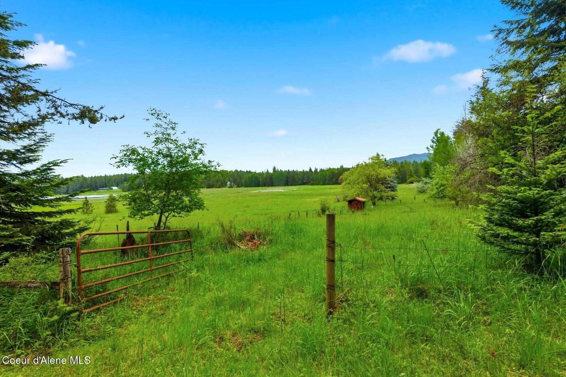 3037 East Dufort Road Sagle, ID 83860 - Photo 23 of 30 KFM00812