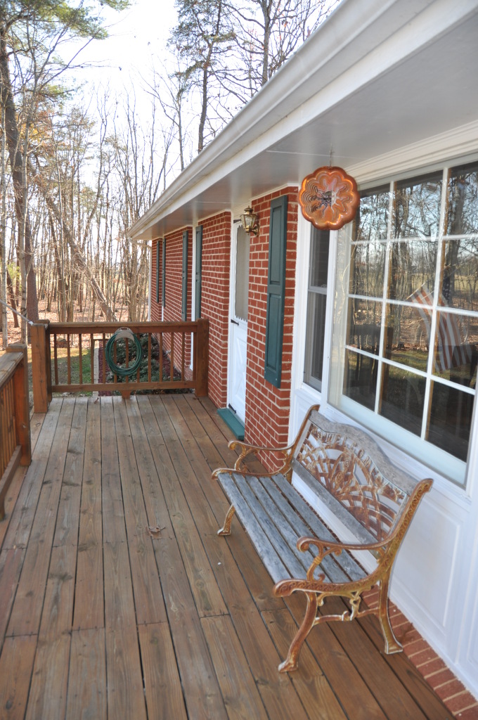 1153 Mead Valley Road Moneta, VA 24121 - Photo 13 of 35 Front Porch