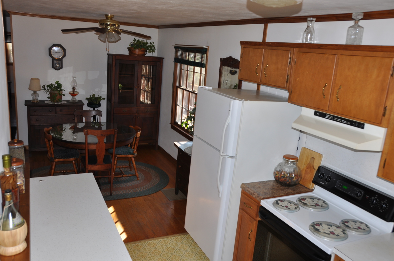 1153 Mead Valley Road Moneta, VA 24121 - Photo 18 of 35 Kitchen 2nd View