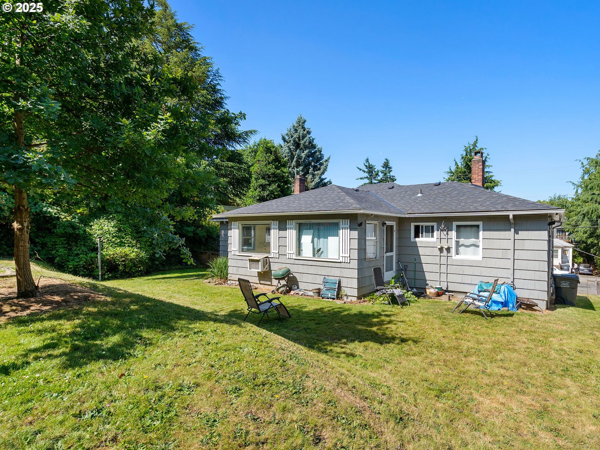 3718 Southeast 40th Avenue Portland, OR 97202 - Photo 30 of 41