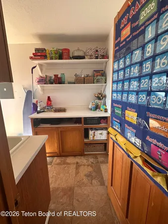 $475,000 | 922 3rd Street, Marbleton, WY 83113