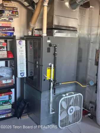 $475,000 | 922 3rd Street, Marbleton, WY 83113