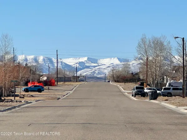 $475,000 | 922 3rd Street, Marbleton, WY 83113