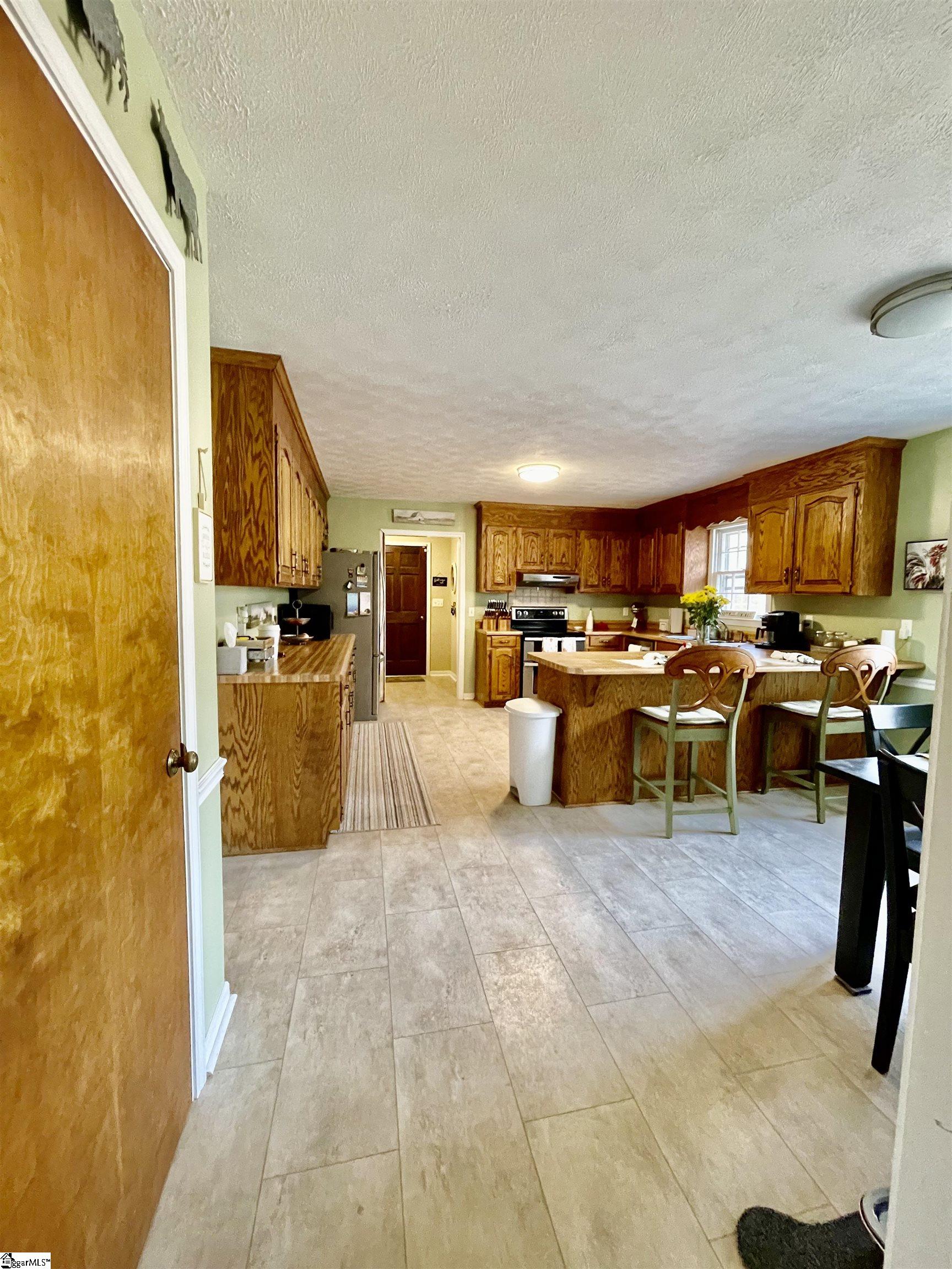 135 Acker Road Belton, SC 29627 - Photo 10 of 34