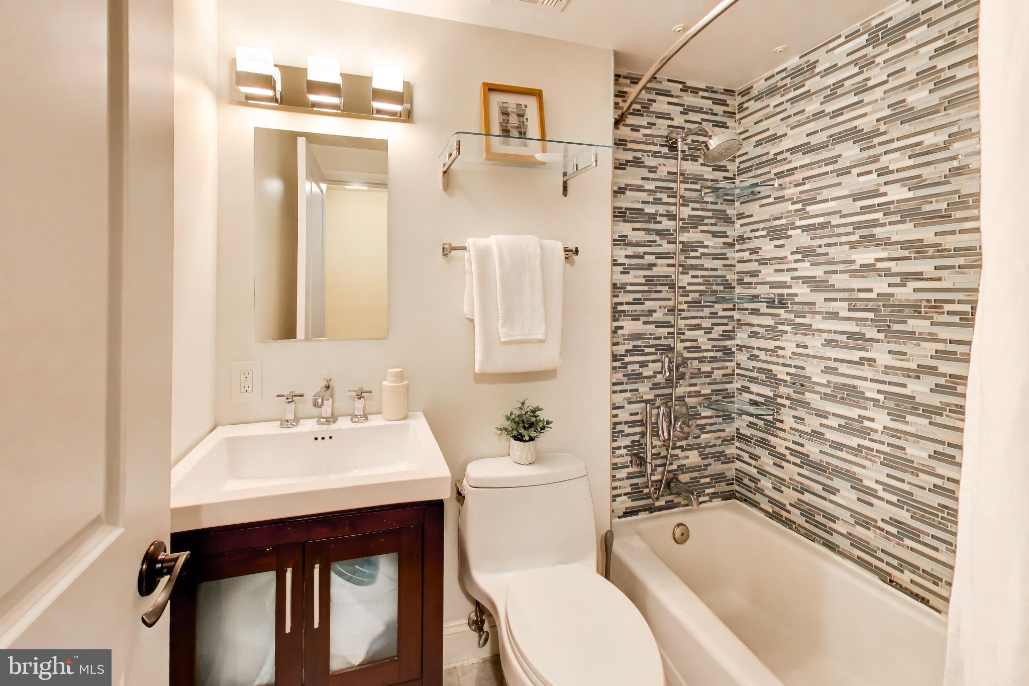 1332 Emerald Street Northeast Washington, DC 20002 - Photo 18 of 25