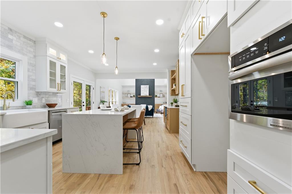 435 Lakepoint Trace Canton, GA 30114 - Photo 9 of 80