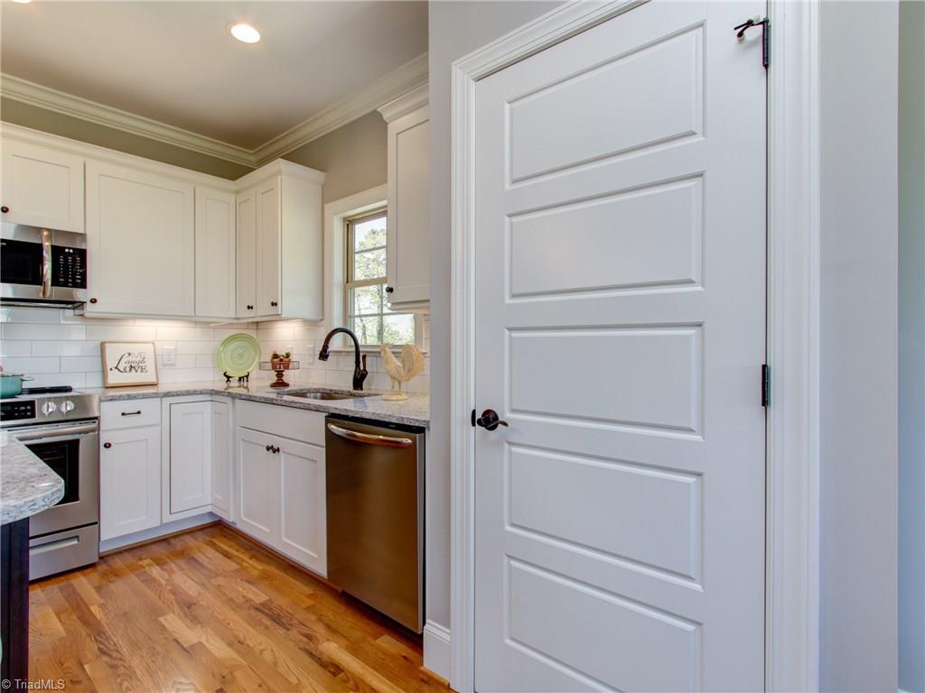 8864 Belews Ridge Road Stokesdale, NC 27357 - Photo 7 of 30 Gallery Image 7
