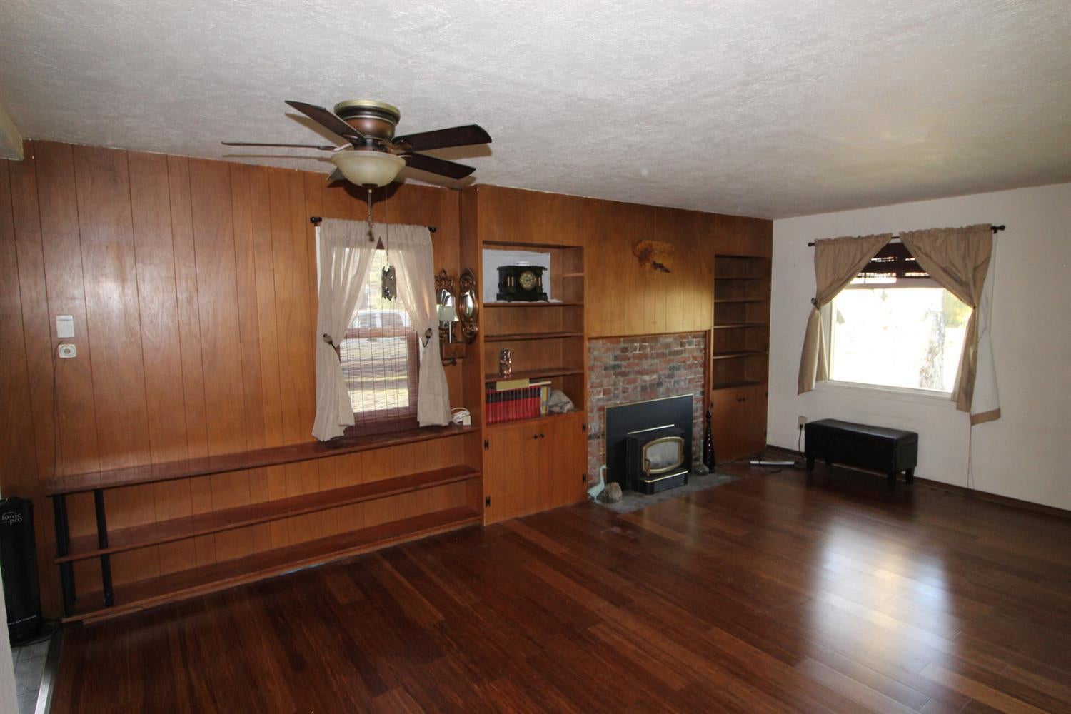 2030 Spring Street Medford, OR 97504 - Photo 11 of 25 Additional Photo