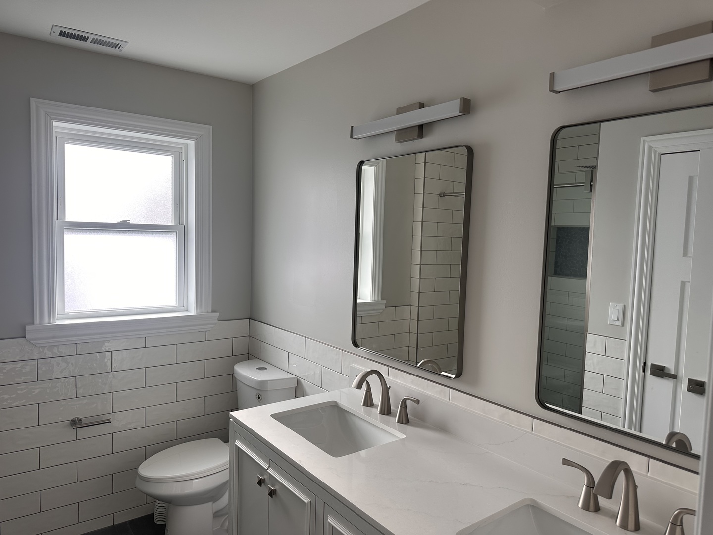 8017 South Kostner Avenue Chicago, IL 60652 - Photo 11 of 17 a bathroom with a toilet sink and mirror