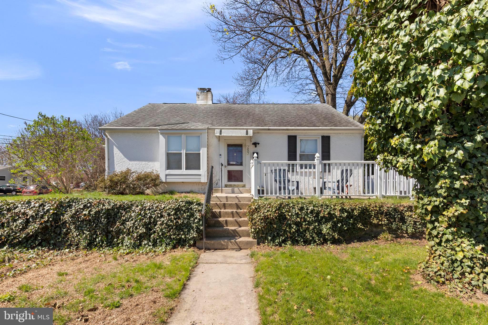 1001 Primos Avenue Secane, PA 19018 - Photo 2 of 27 a front view of a house with a yard