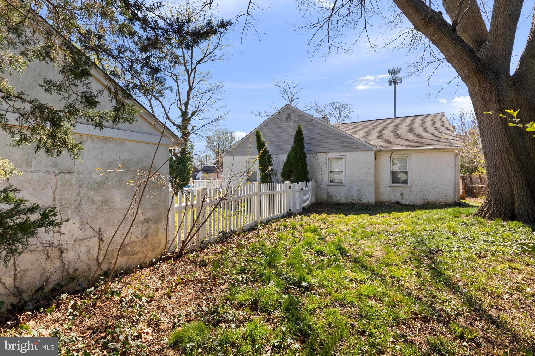 1001 Primos Avenue Secane, PA 19018 - Photo 26 of 27 a front view of a house with a yard