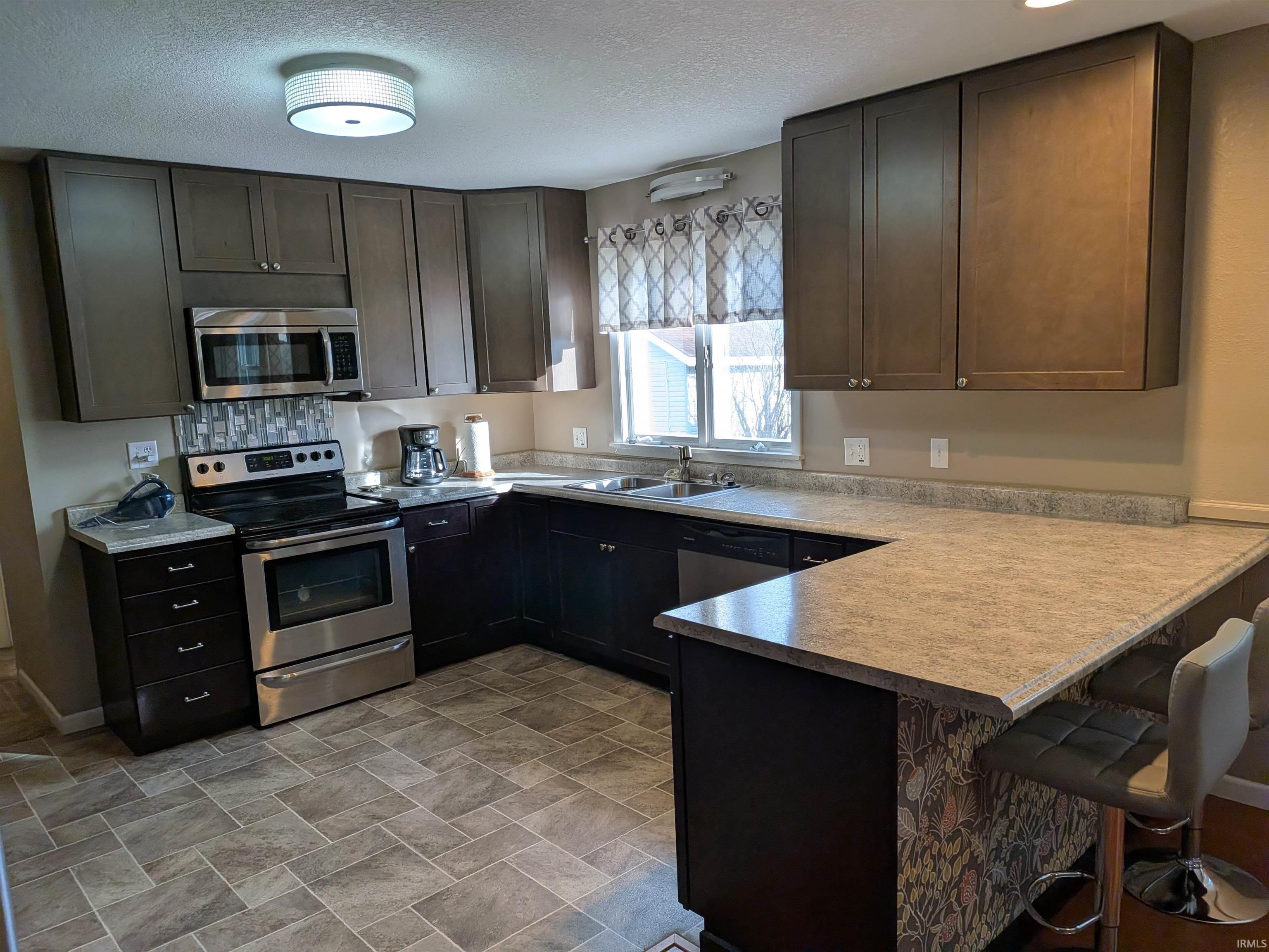 315 Richfield Lane Geneva, IN 46740 - Photo 15 of 28