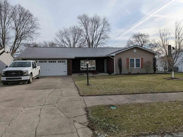 $195,000 | 315 Richfield Lane, Geneva, IN 46740