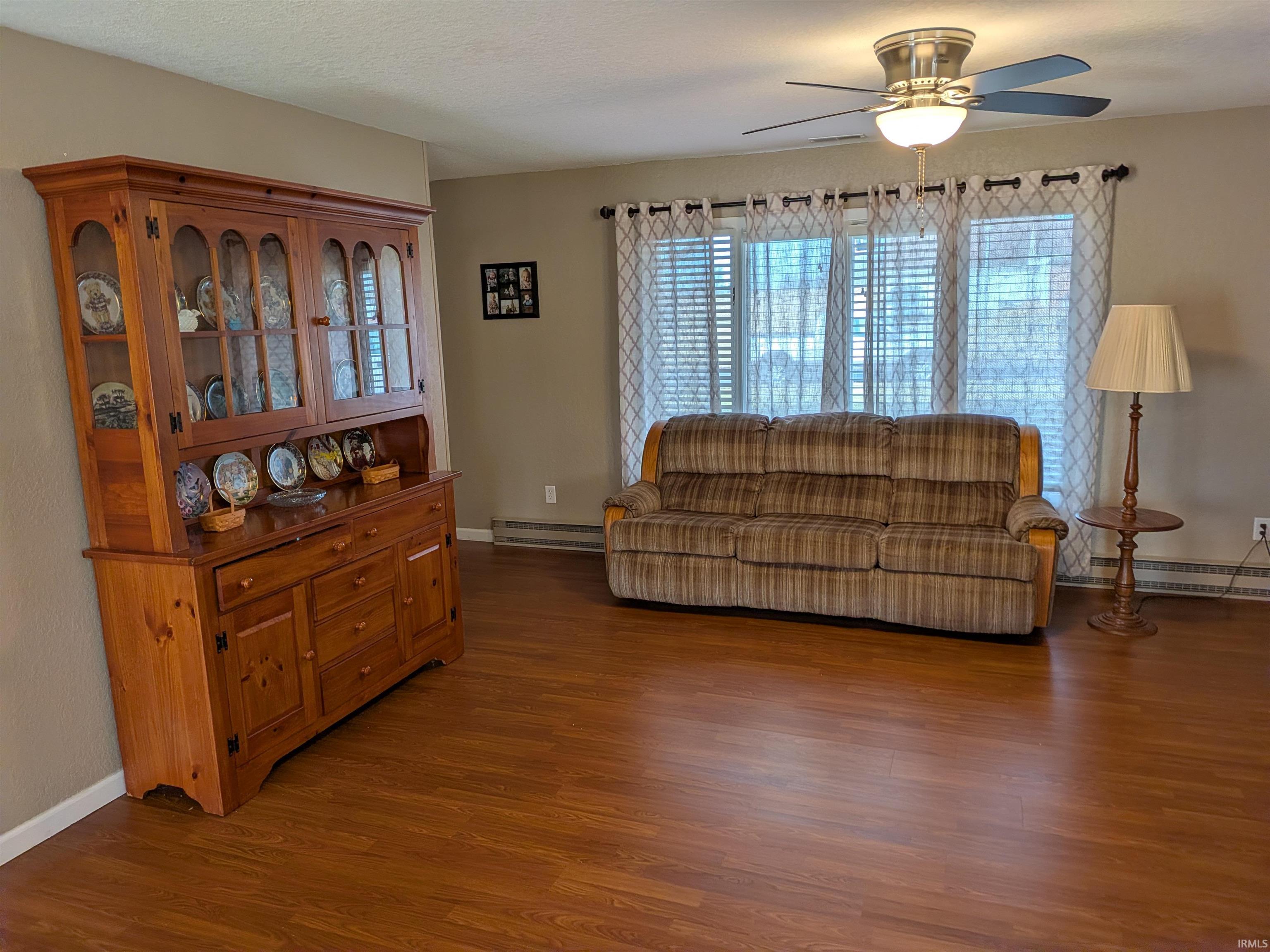 315 Richfield Lane Geneva, IN 46740 - Photo 6 of 28