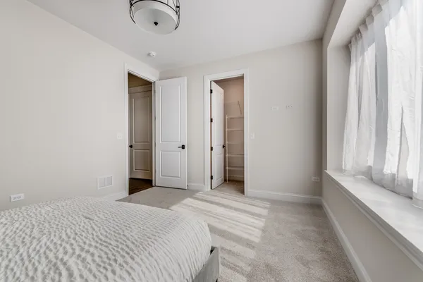 $689,900 | 11685 Misty Creek Lane, Frankfort, IL 60423