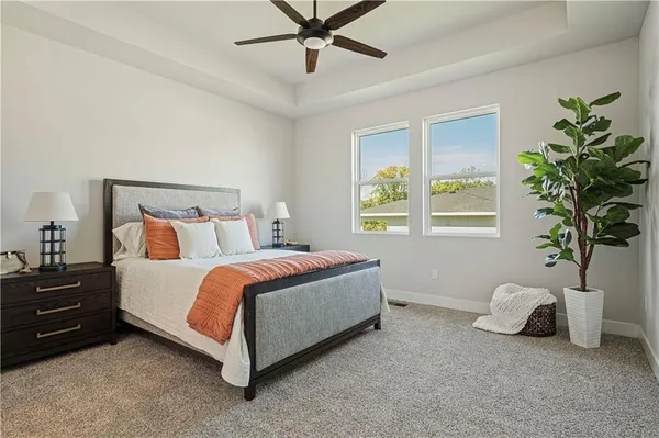 $429,990 | 20689 South Skyview Lane, Spring Hill, KS 66083