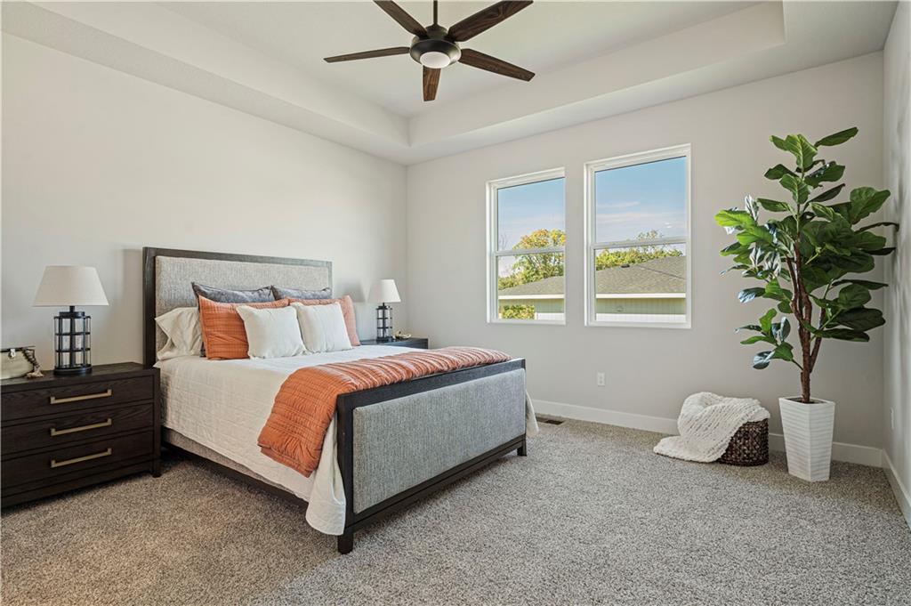 20689 South Skyview Lane Spring Hill, KS 66083 - Photo 17 of 36