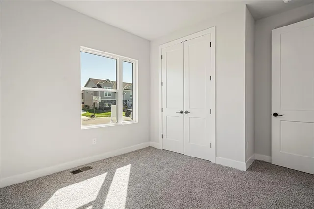 $462,310 | 20689 South Skyview Lane, Spring Hill, KS 66083