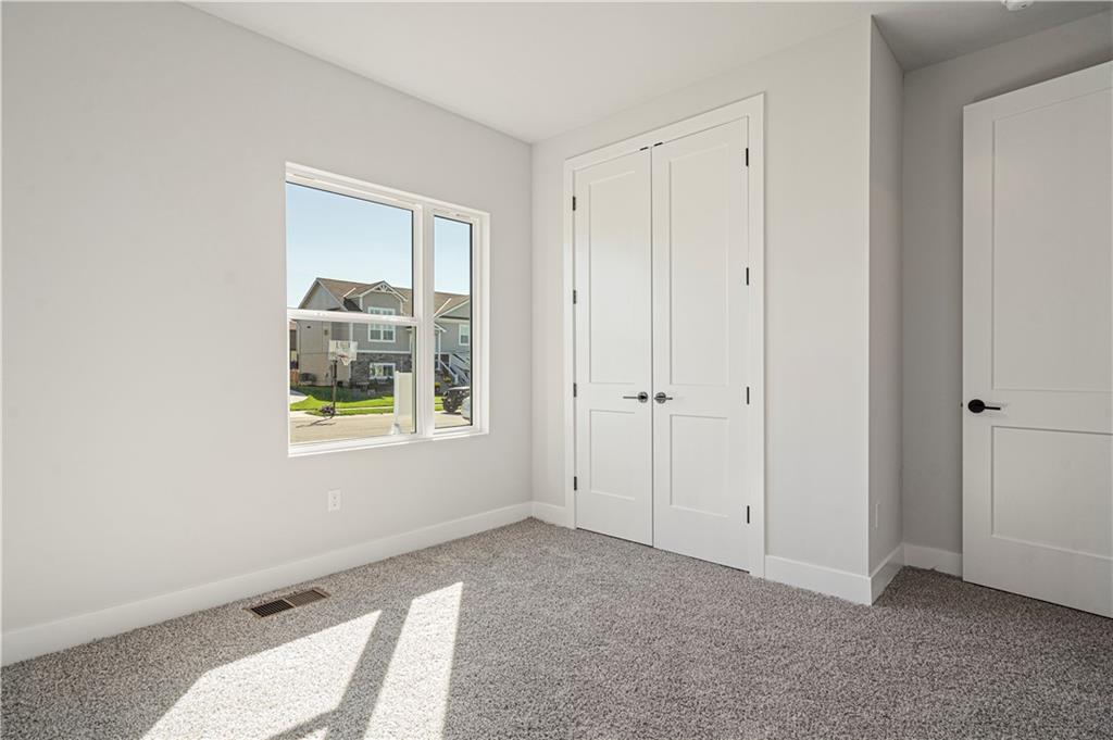 20689 South Skyview Lane Spring Hill, KS 66083 - Photo 21 of 32