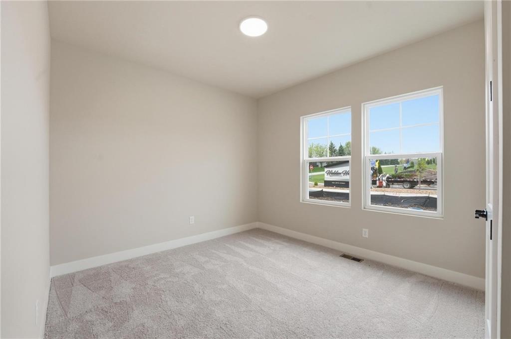 20689 South Skyview Lane Spring Hill, KS 66083 - Photo 25 of 36