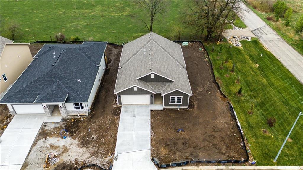 20689 South Skyview Lane Spring Hill, KS 66083 - Photo 32 of 36