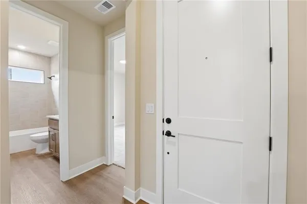 $429,990 | 20689 South Skyview Lane, Spring Hill, KS 66083