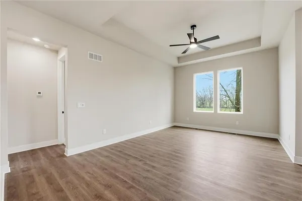 $429,990 | 20689 South Skyview Lane, Spring Hill, KS 66083