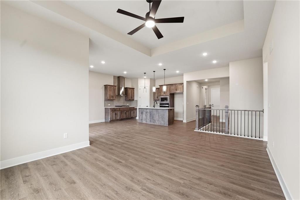 20689 South Skyview Lane Spring Hill, KS 66083 - Photo 8 of 36