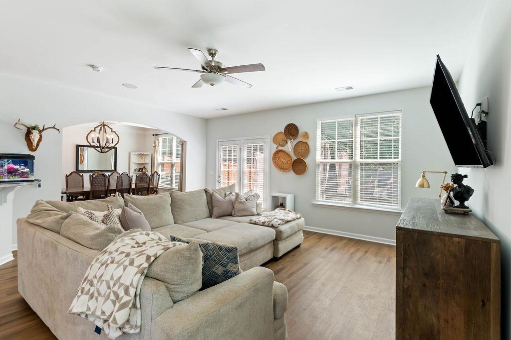 222 Eventine Way Boiling Springs, SC 29316 - Photo 4 of 39 Gallery Image 4