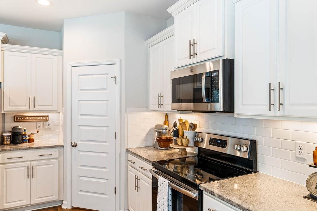 222 Eventine Way Boiling Springs, SC 29316 - Photo 8 of 39 Gallery Image 8