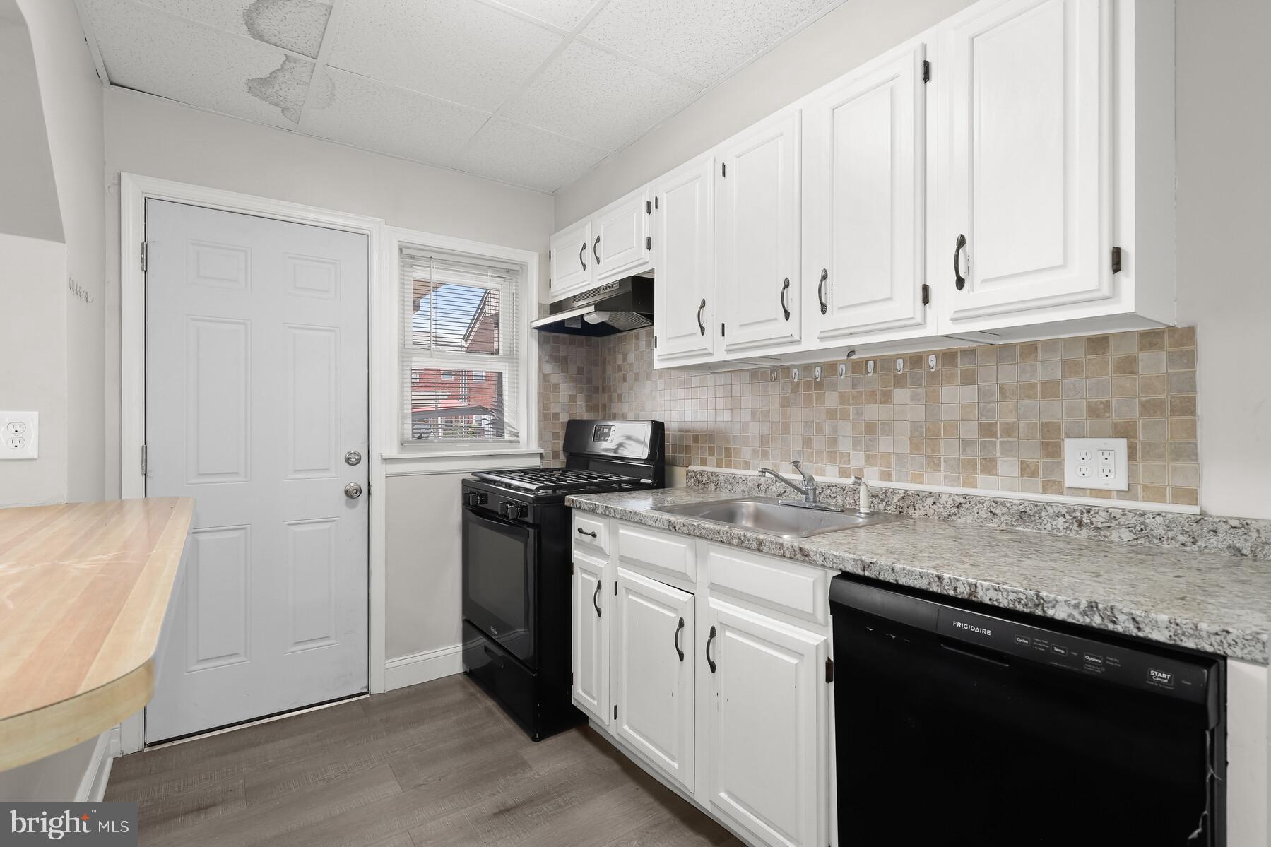 2117 Redthorn Road Baltimore, MD 21220 - Photo 5 of 20